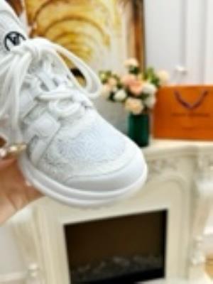 wholesale quality women louis vuitton shoes model no. 501